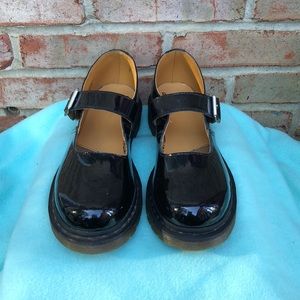 Dr Martens Shiny Patent Black Leather Maryjanes!